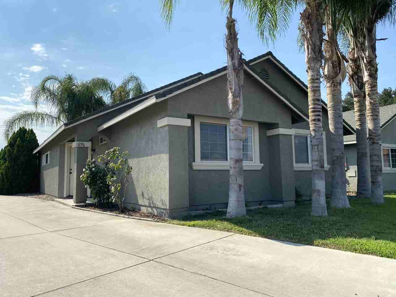 696 Vista Del Rey Dr - Photo 2 of 29