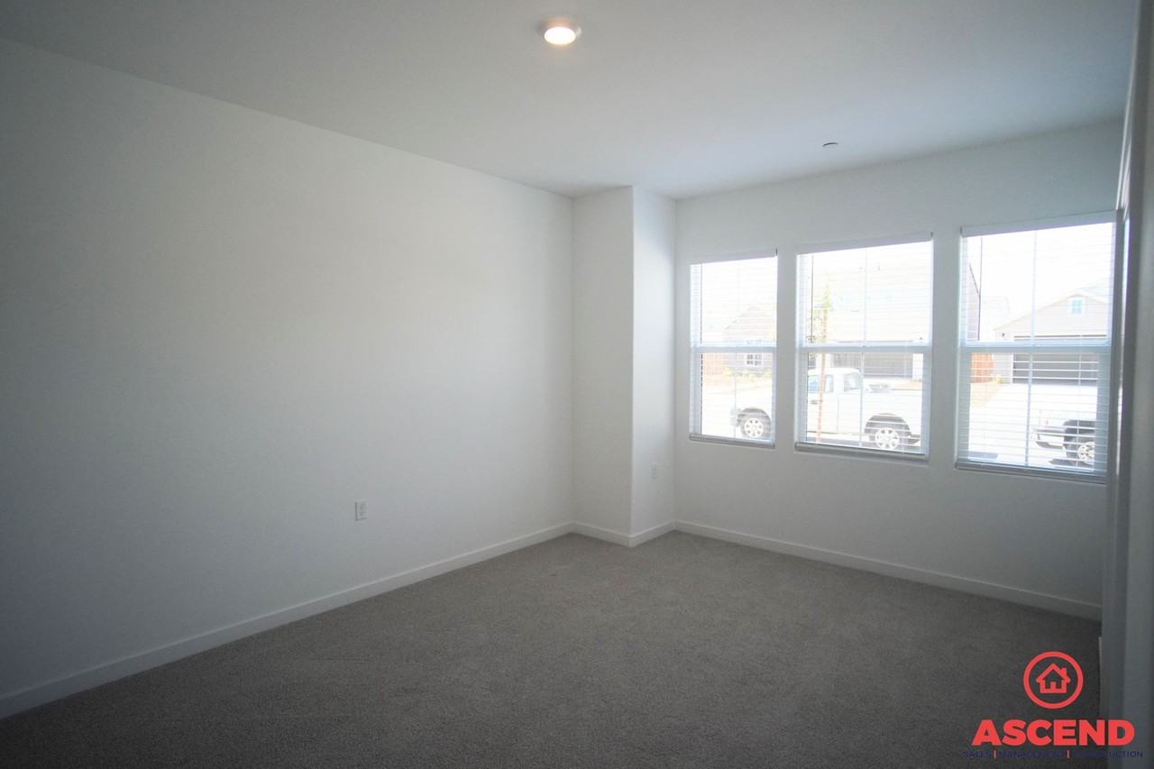 7414 Kiwi Meadow Ct - Photo 2 of 18