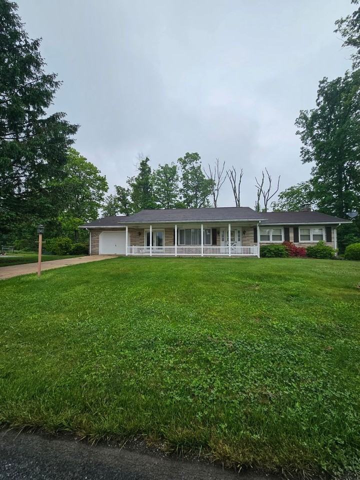 1675 Erney Rd - Photo 2 of 28
