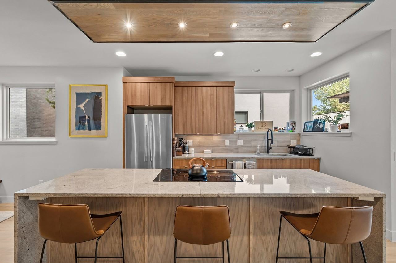 3448 3448 W 36th Ave - 3448 W 36th Ave - Photo 2 of 48