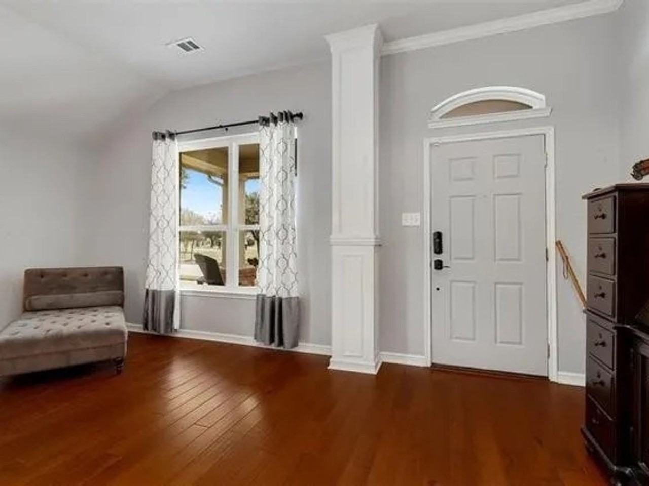 4129 Broken Bend Blvd - Photo 7 of 26