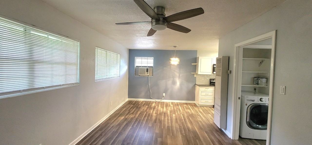 639 1/2 Stiles Ave - Photo 2 of 12