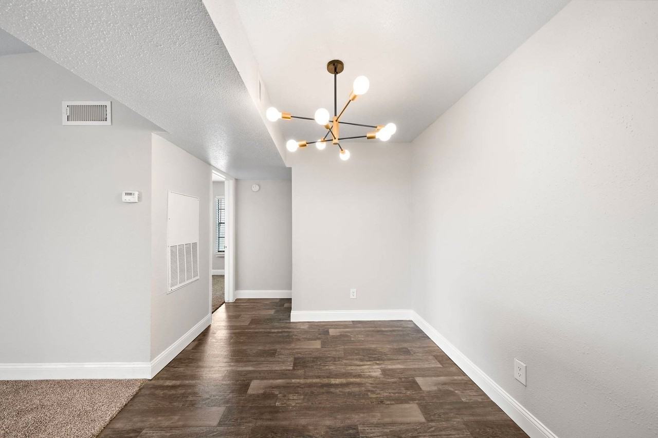 2701 2701 West Bellfort TX 77054 - Photo 4 of 5