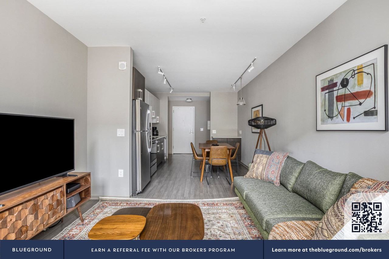 1 Nashua Street - Photo 5 of 46