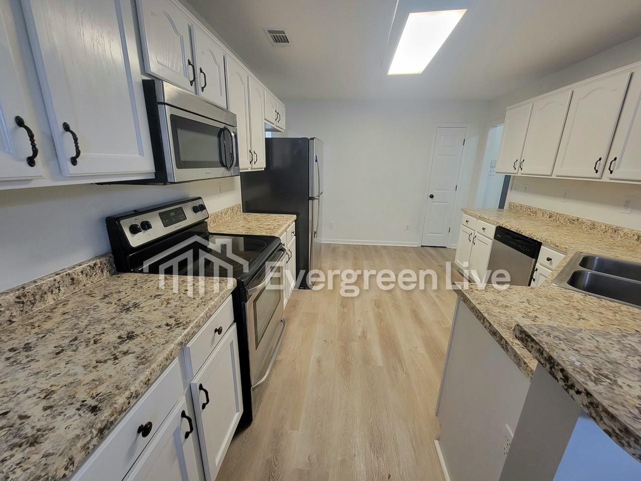 5990 Armistead St - Photo 7 of 14