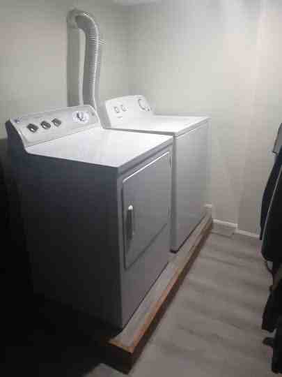 508 N 2nd St #B - Photo 3 of 16