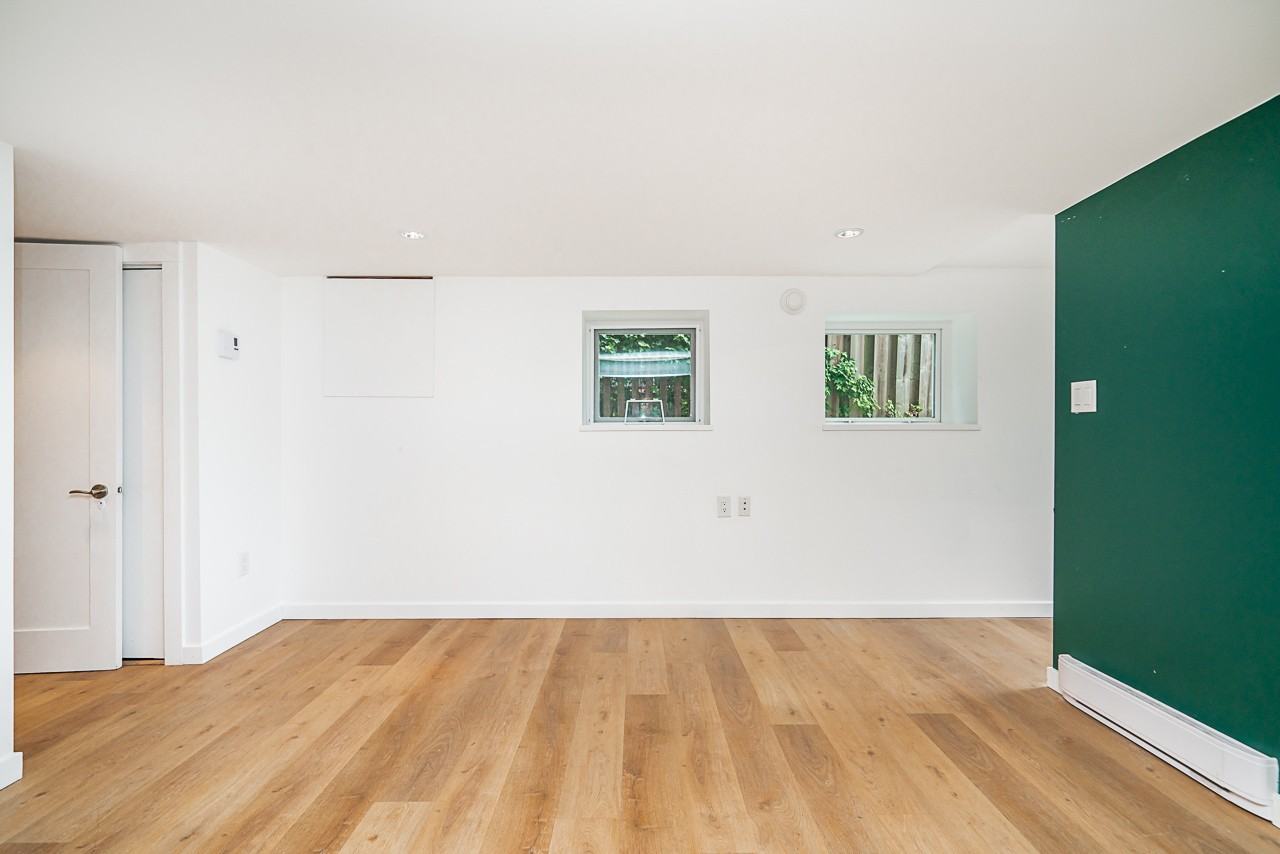 1412 East 10th Avenue - Photo 6