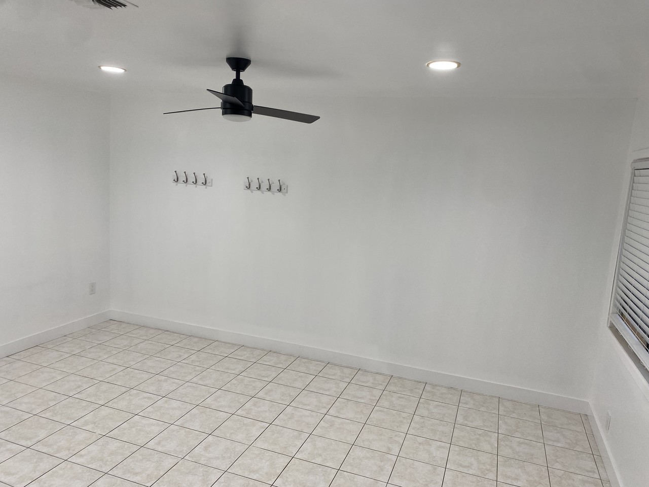 8822 Tamarisk Cir Unit B #NA - Photo 2 of 4