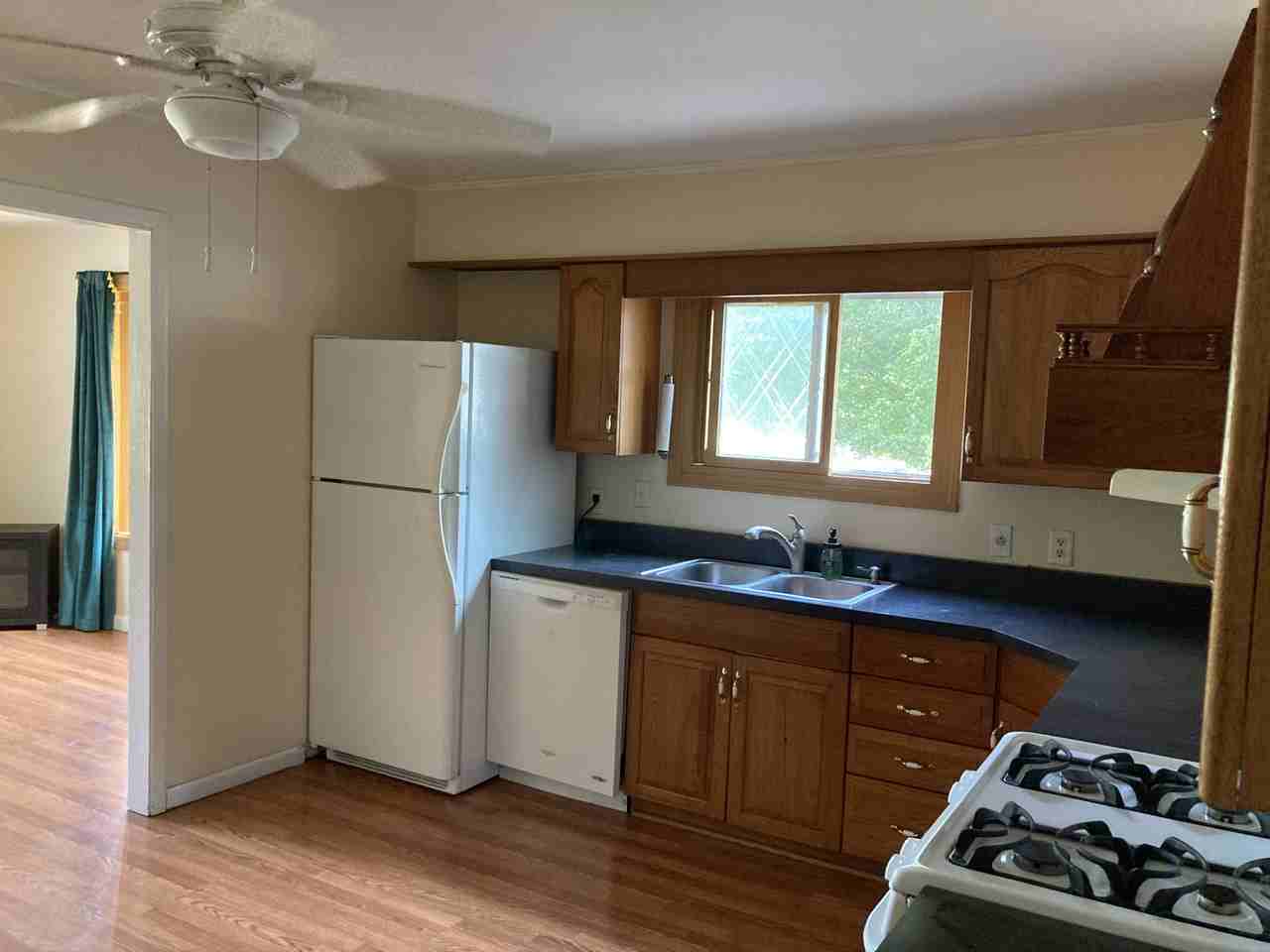 7 Midline Rd #3 - Photo 3 of 16