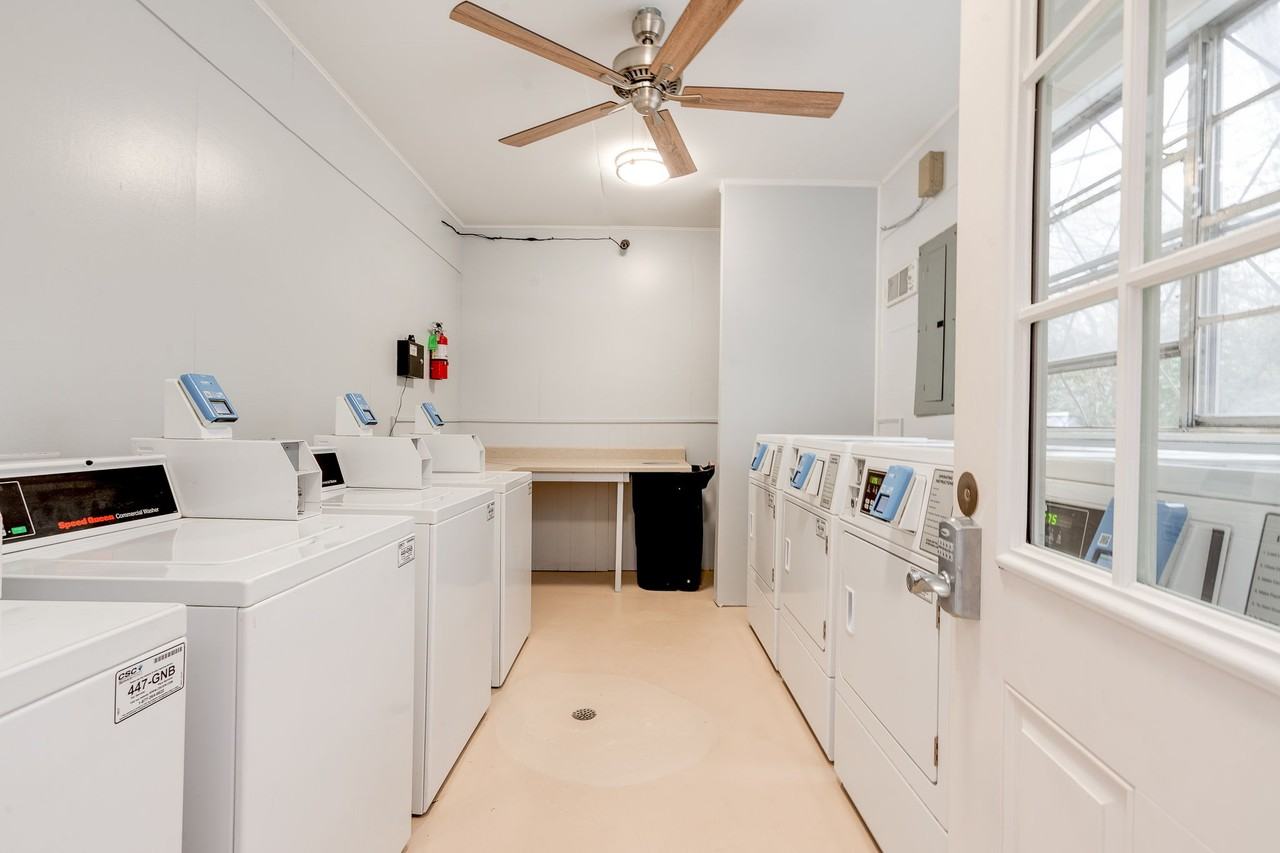 901 W Pine St - Photo 7 of 15