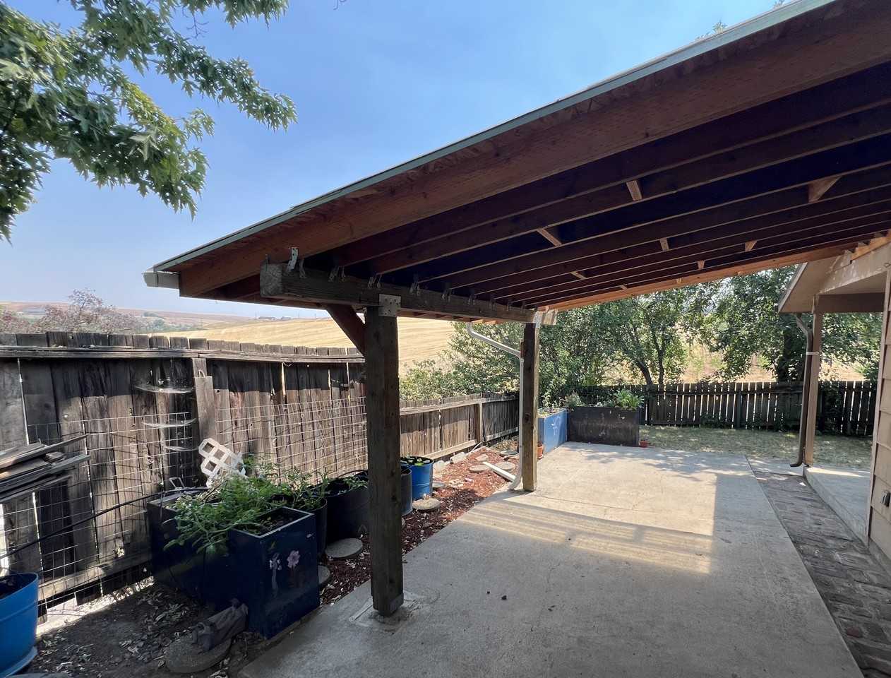 3005 6th Ave #NA - Photo 2 of 9