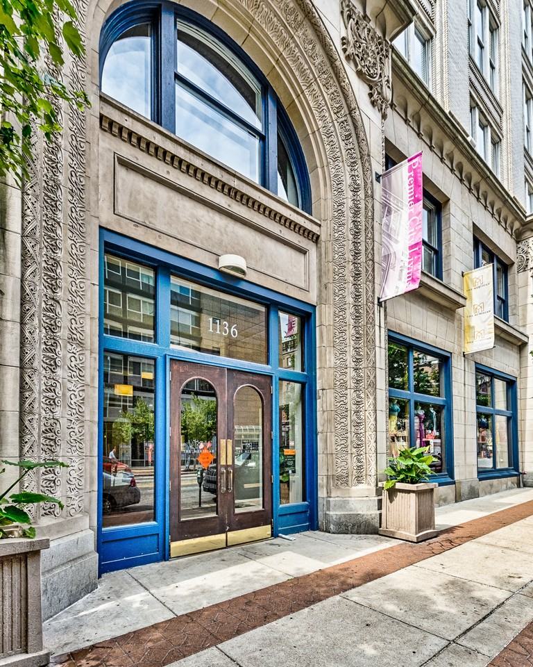 1136 Washington Ave #407 - Photo 2 of 31