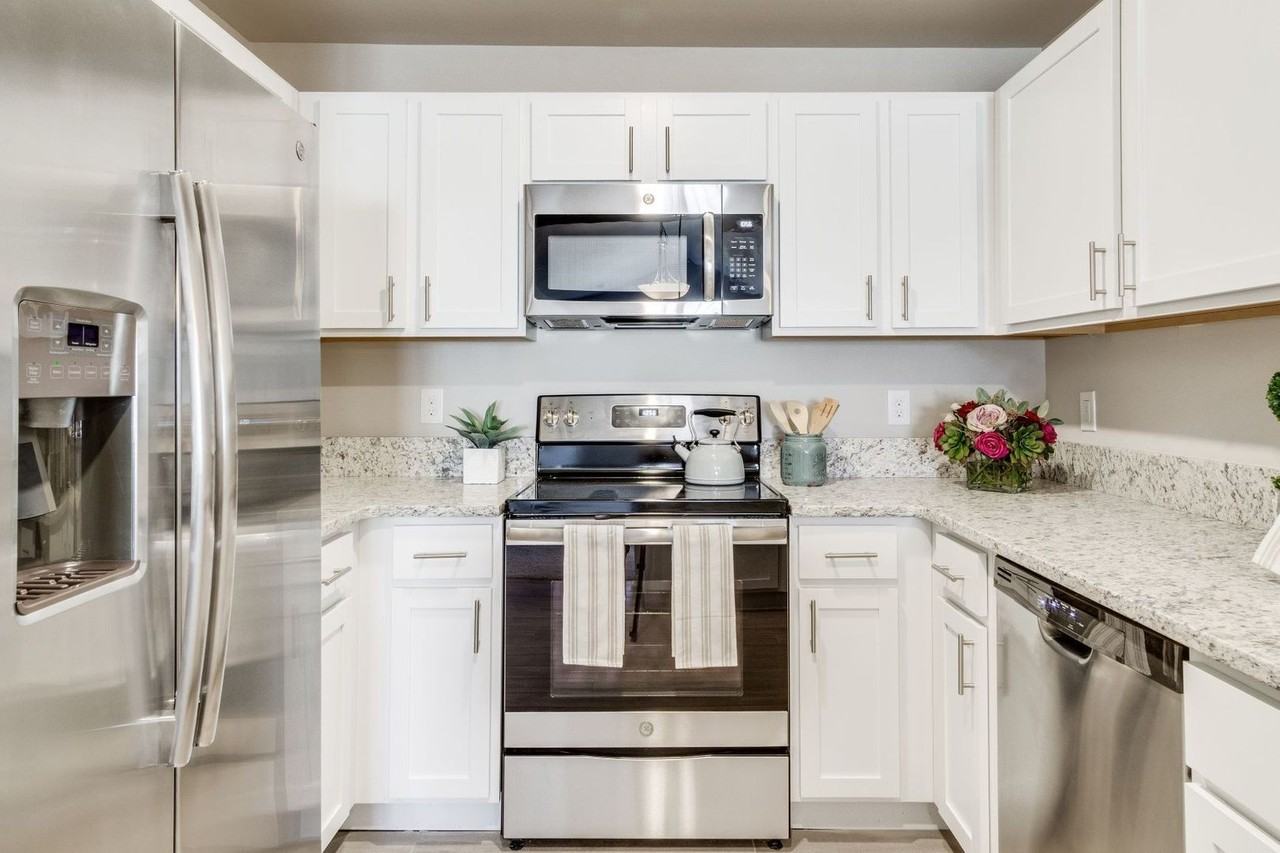 Tribute Creek Apartment Homes - Photo 4 of 39
