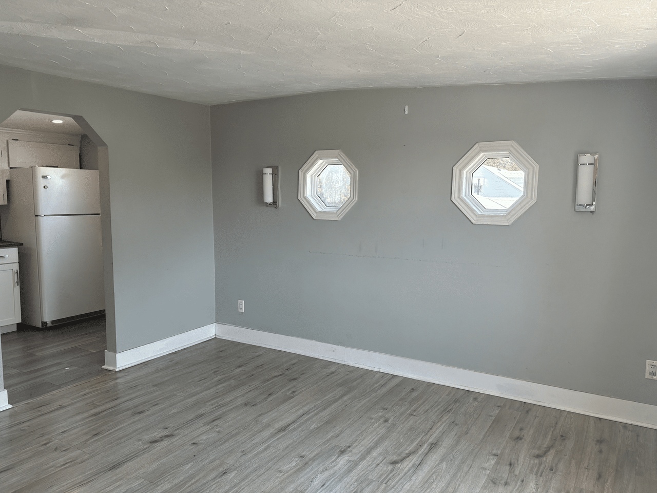 749 Upper Wellington Street - Photo 3 of 6