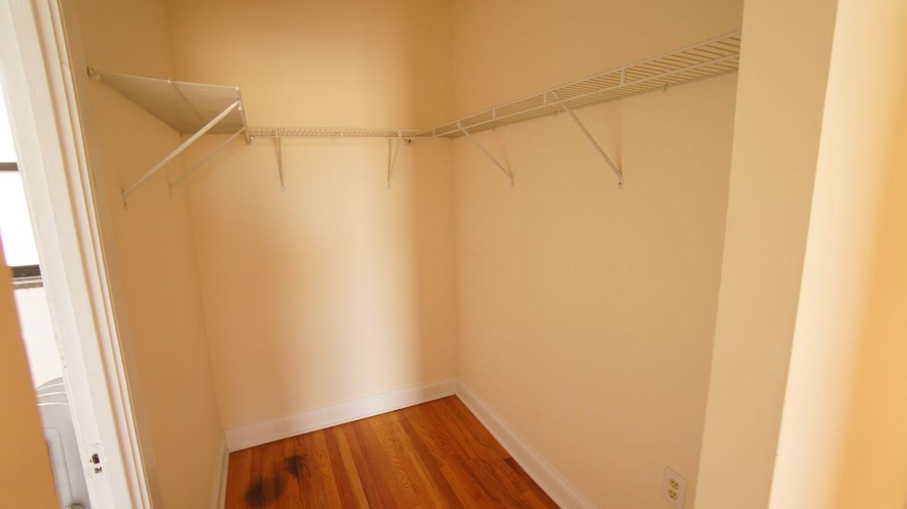2647 Spaulding LLC - Photo 5 of 39