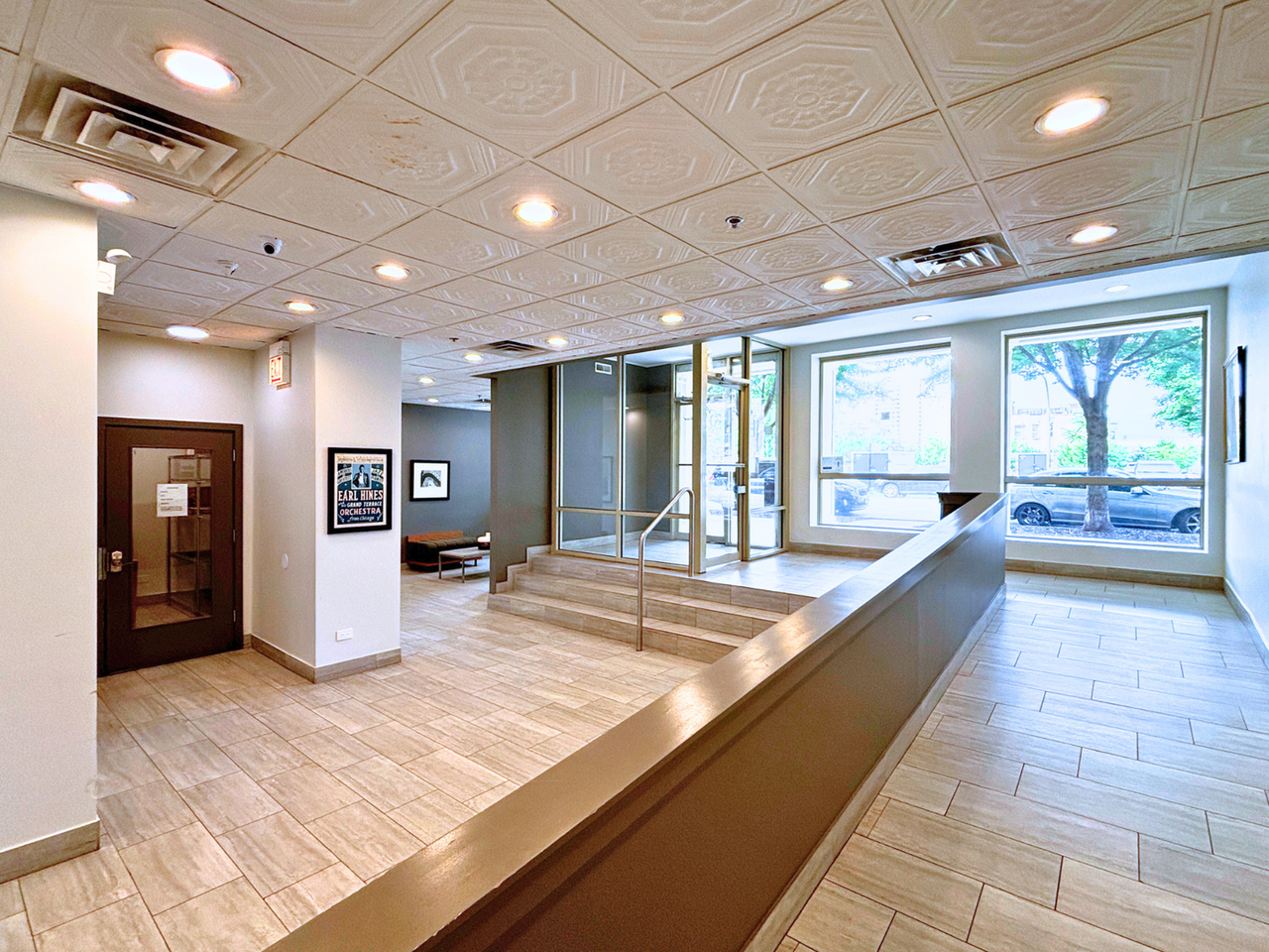 Oakwood 405 (HOA) - Photo 3 of 38