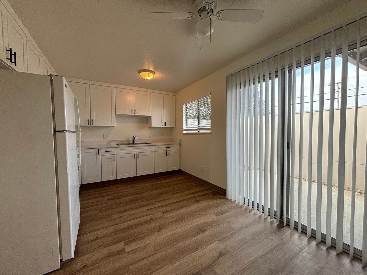 Santanna Apartments - Photo 4 of 23