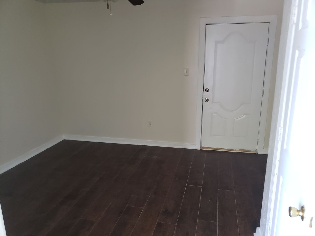 198 Pike Ave - Photo 3 of 12