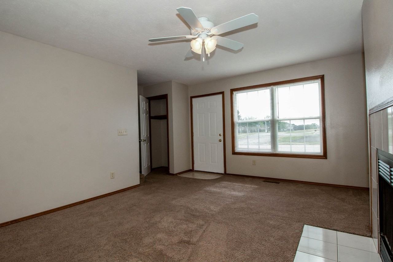 Eastport Townhomes - Photo 7 of 25