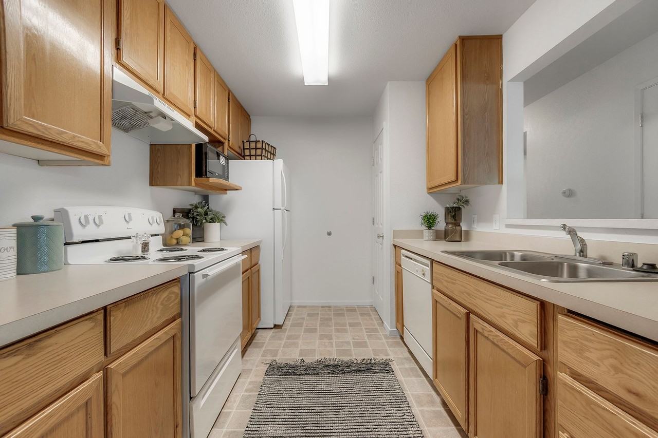 Mission Ranch Apartments - Photo 5 of 43