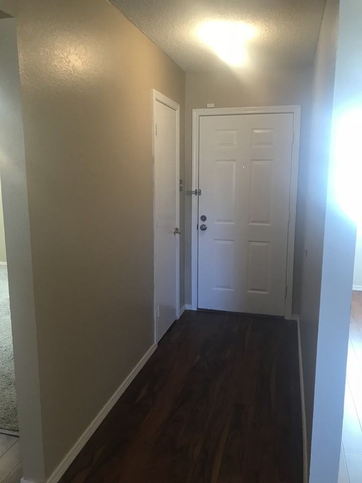 2612 79th St - Photo 3 of 25