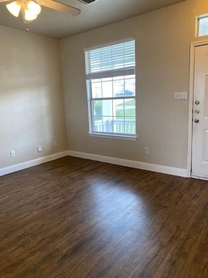 2818 Southampton Way - Photo 3 of 15