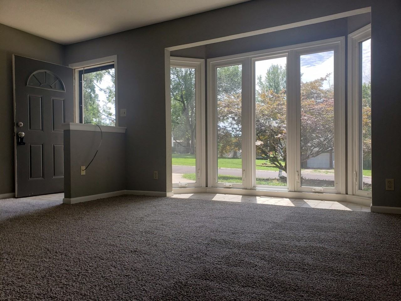 6017 Farley Ave - Photo 4 of 21