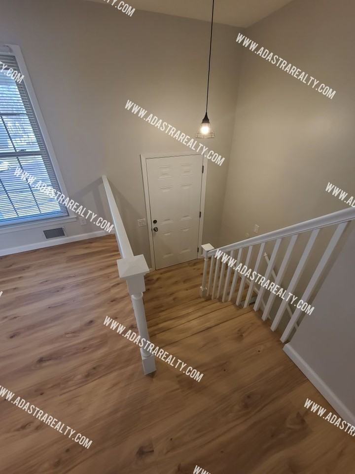 9700 W 89th Ter - Photo 2 of 28