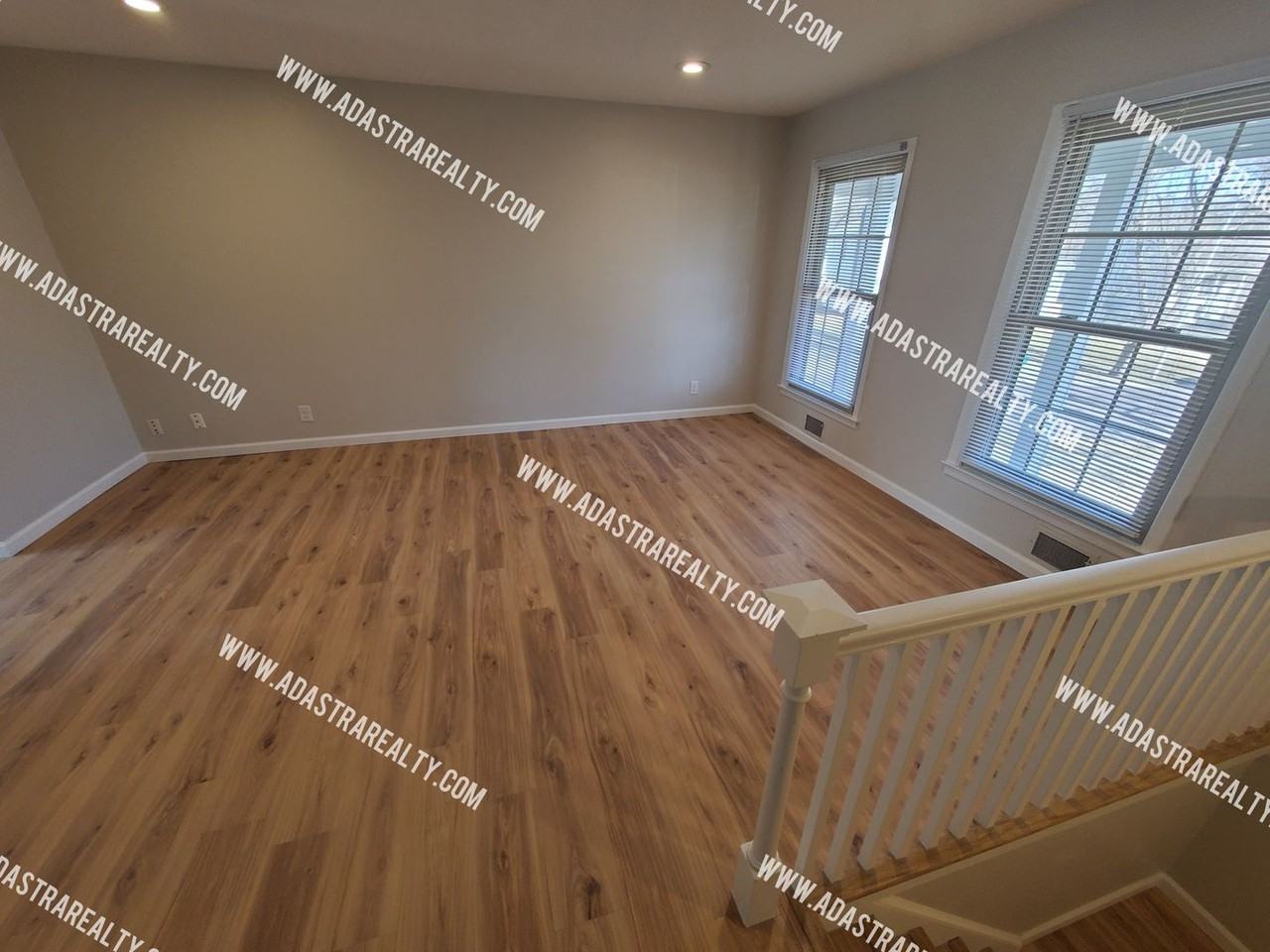 9700 W 89th Ter - Photo 3 of 28