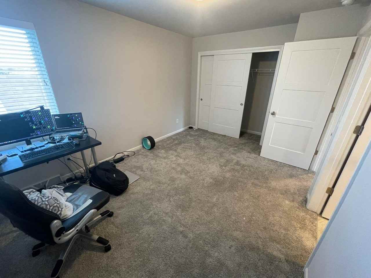 2748 Spark St - Photo 5 of 39