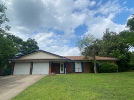featured image of 308 E 19th Ave