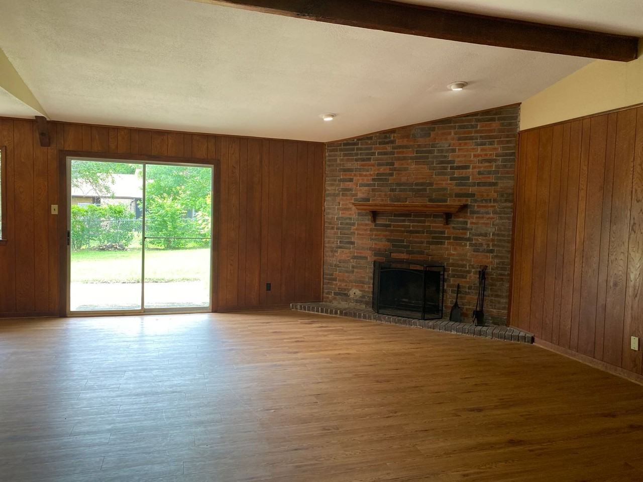 308 E 19th Ave - Photo 3 of 19