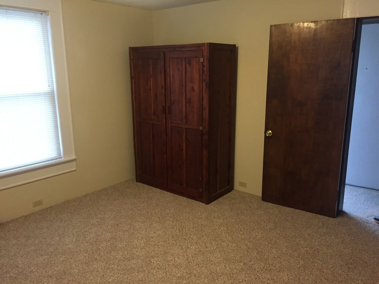 68 Walnut St - Photo 3 of 4