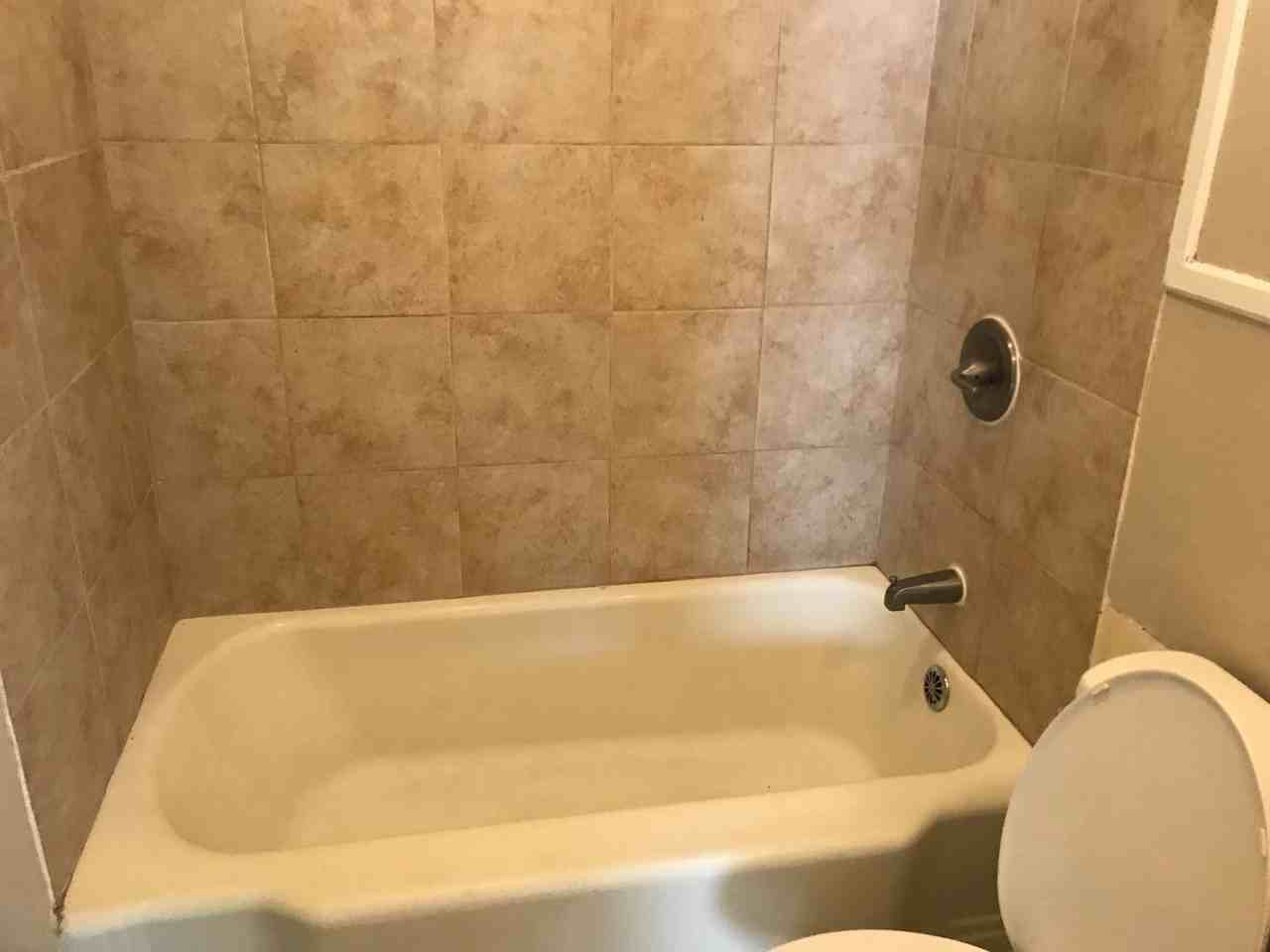 1112 Brandon Rd - Photo 3 of 7