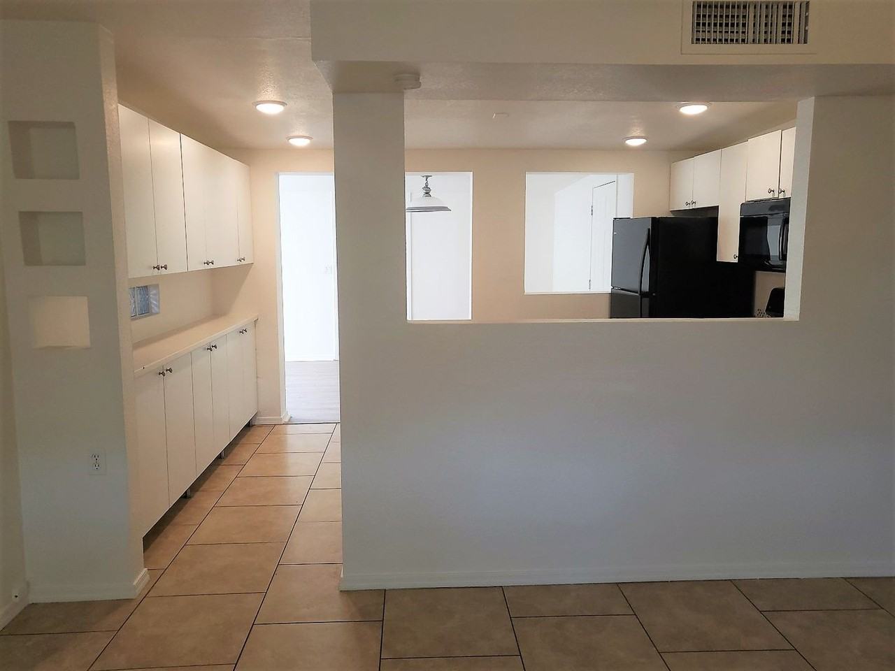 1144 East Mission Lane - Photo 3 of 16