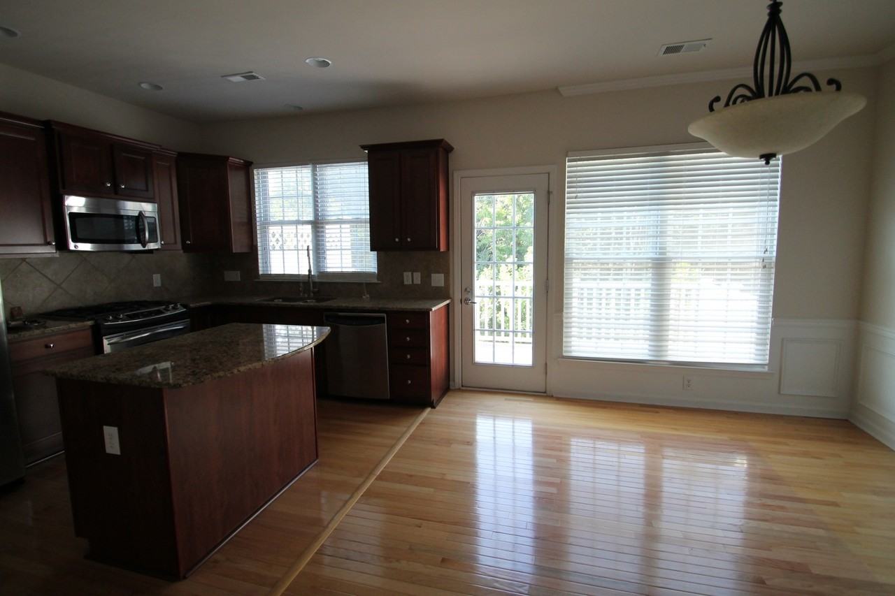 566 Sixth Baxter Xing - Photo 7 of 19