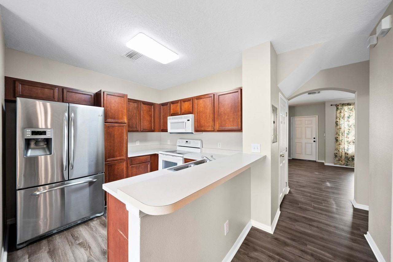 3416 Red Rock Dr - Photo 5 of 24