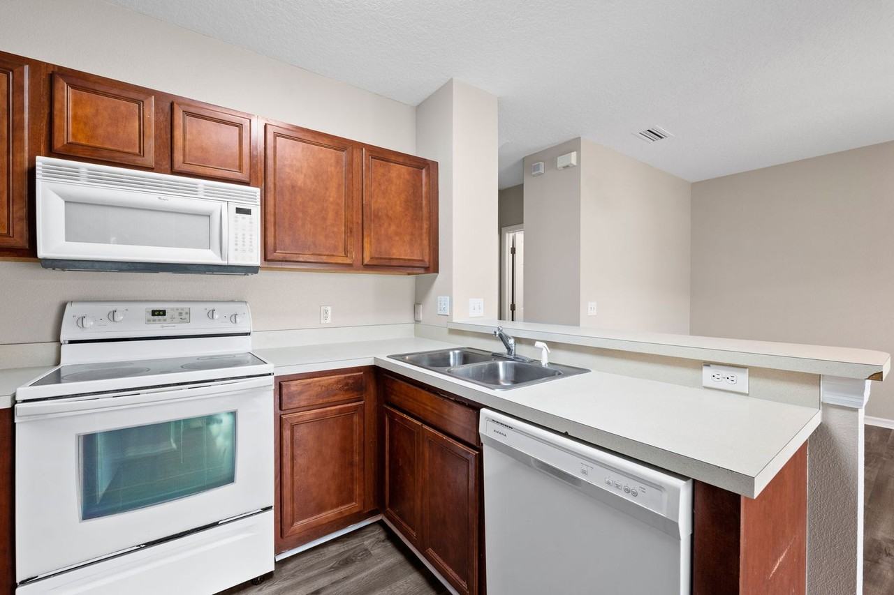 3416 Red Rock Dr - Photo 6 of 24