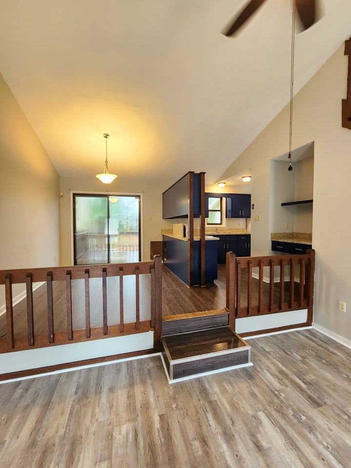 801 Rumford Pl - Photo 5 of 20