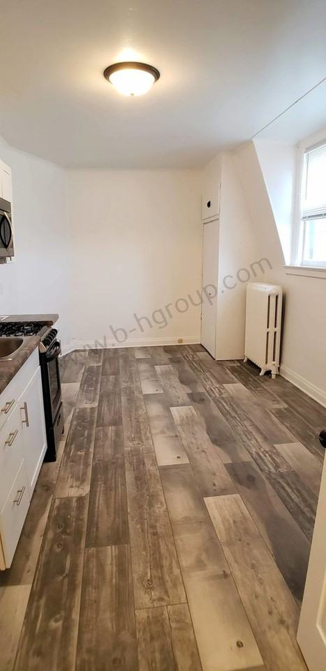 5918 8th Ave - Photo 5 of 11