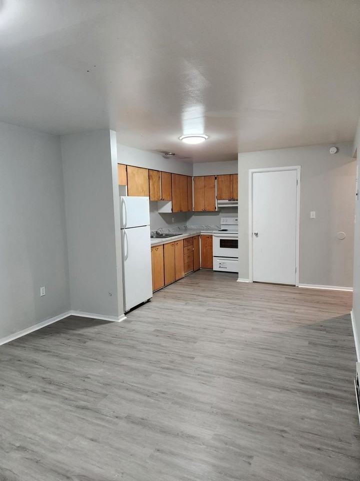 2700 Federal Blvd #104 - Photo 5 of 16