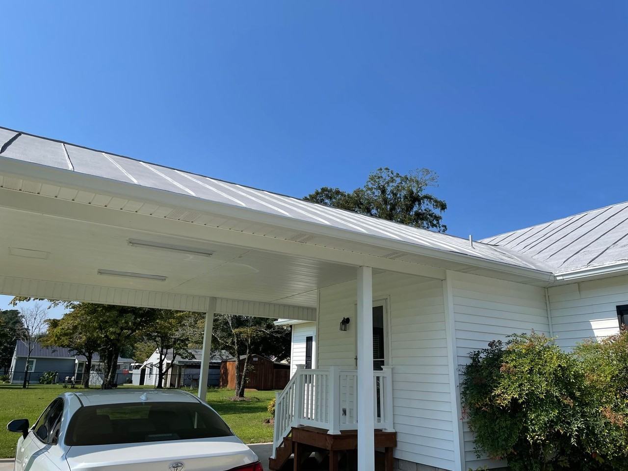 303 Pollock St - Photo 3 of 20