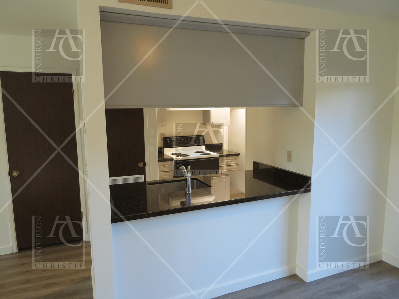 204 Castillion Ter - Photo 4 of 12