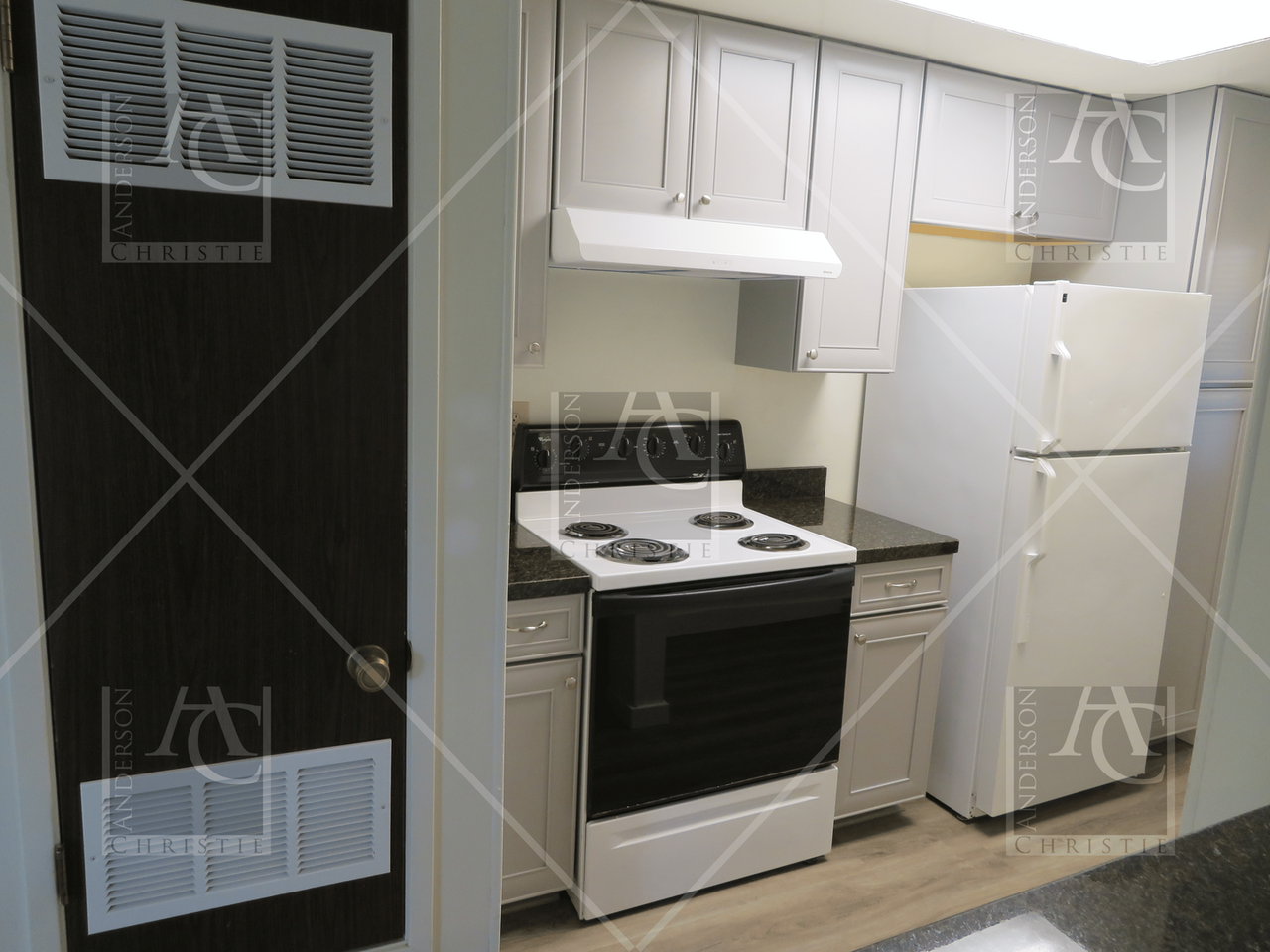 204 Castillion Ter - Photo 6 of 12