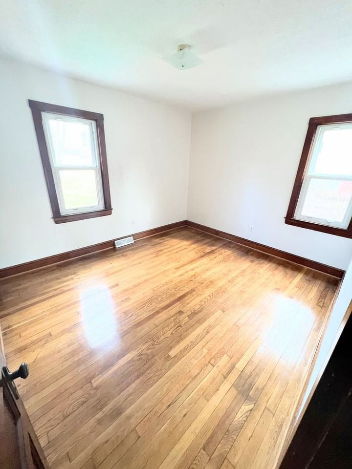 710 Jeter St - Photo 5 of 9