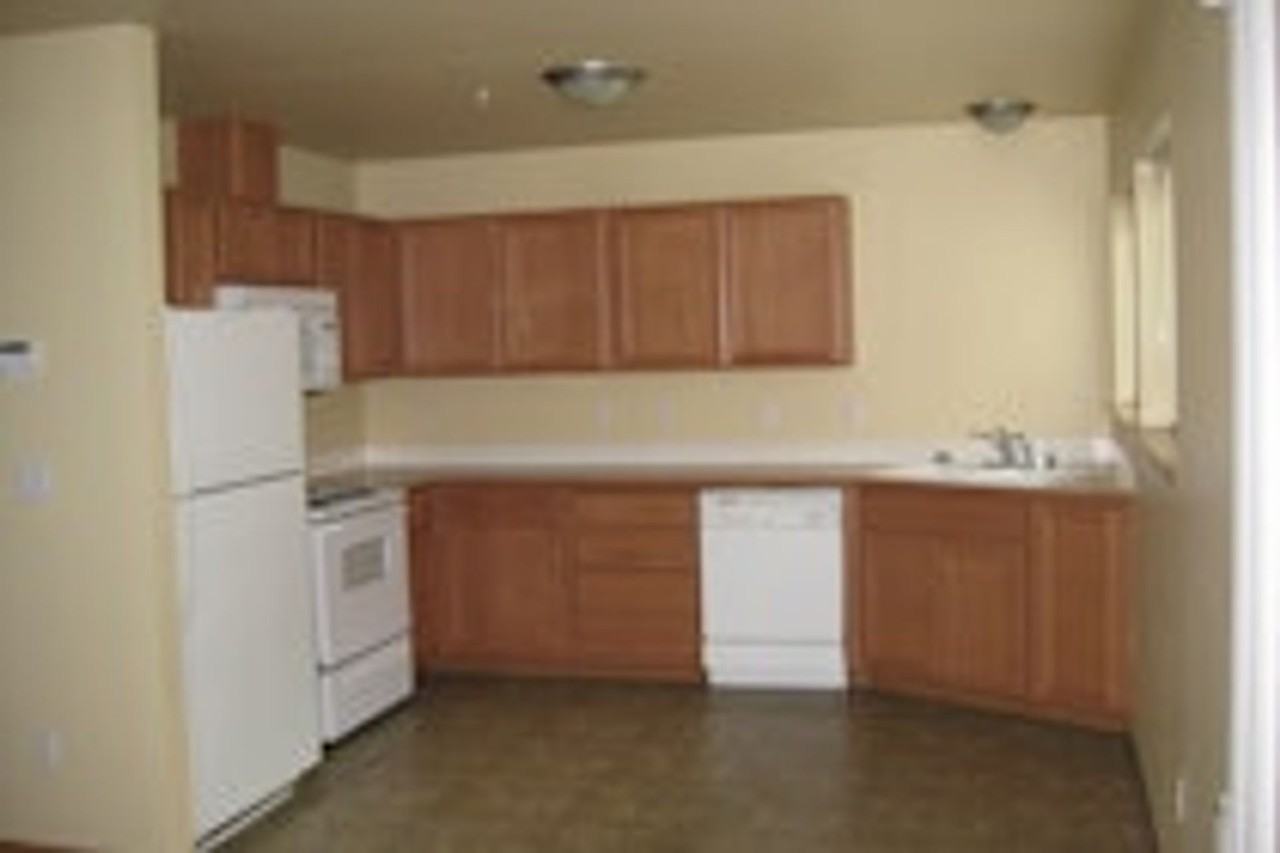 10406 140th Street Ct E #79 - Photo 5 of 22