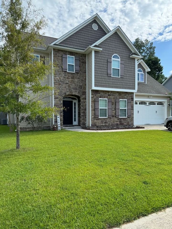 802 Oleander St - Photo 2 of 36