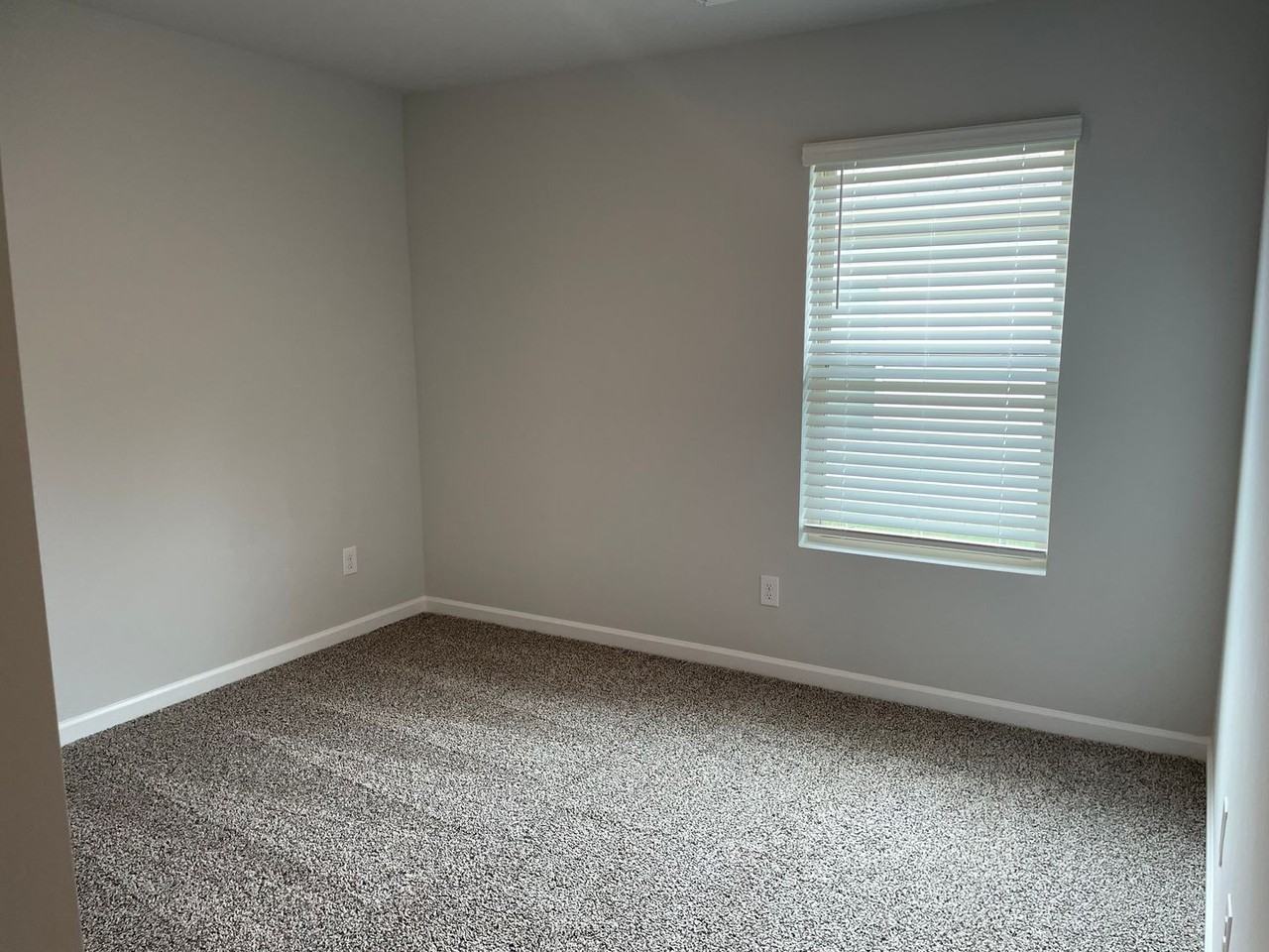 273 Ashland Dr Sw - Photo 4 of 31