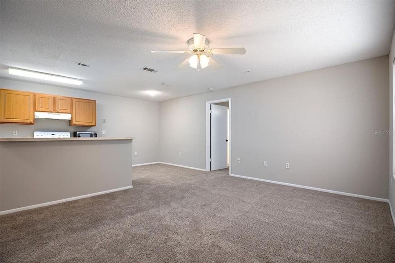637 Buoy Ln - Photo 6 of 34