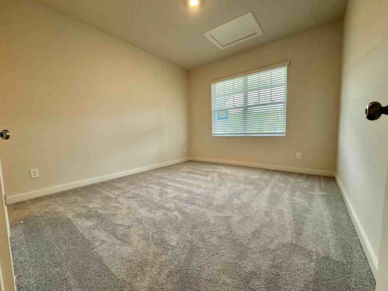 2904 Jacobs Valley Ct - Photo 3 of 34